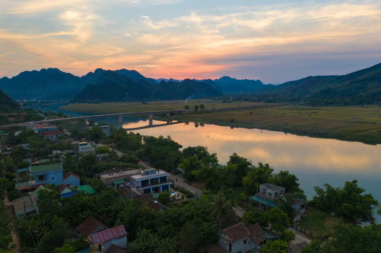 Fami Homestay Phong Nha Exterior foto